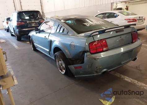 2007 Ford Mustang Gt Deluxe/Gt Premium from USA, damaged, VIN 1ZVFT82H075224012